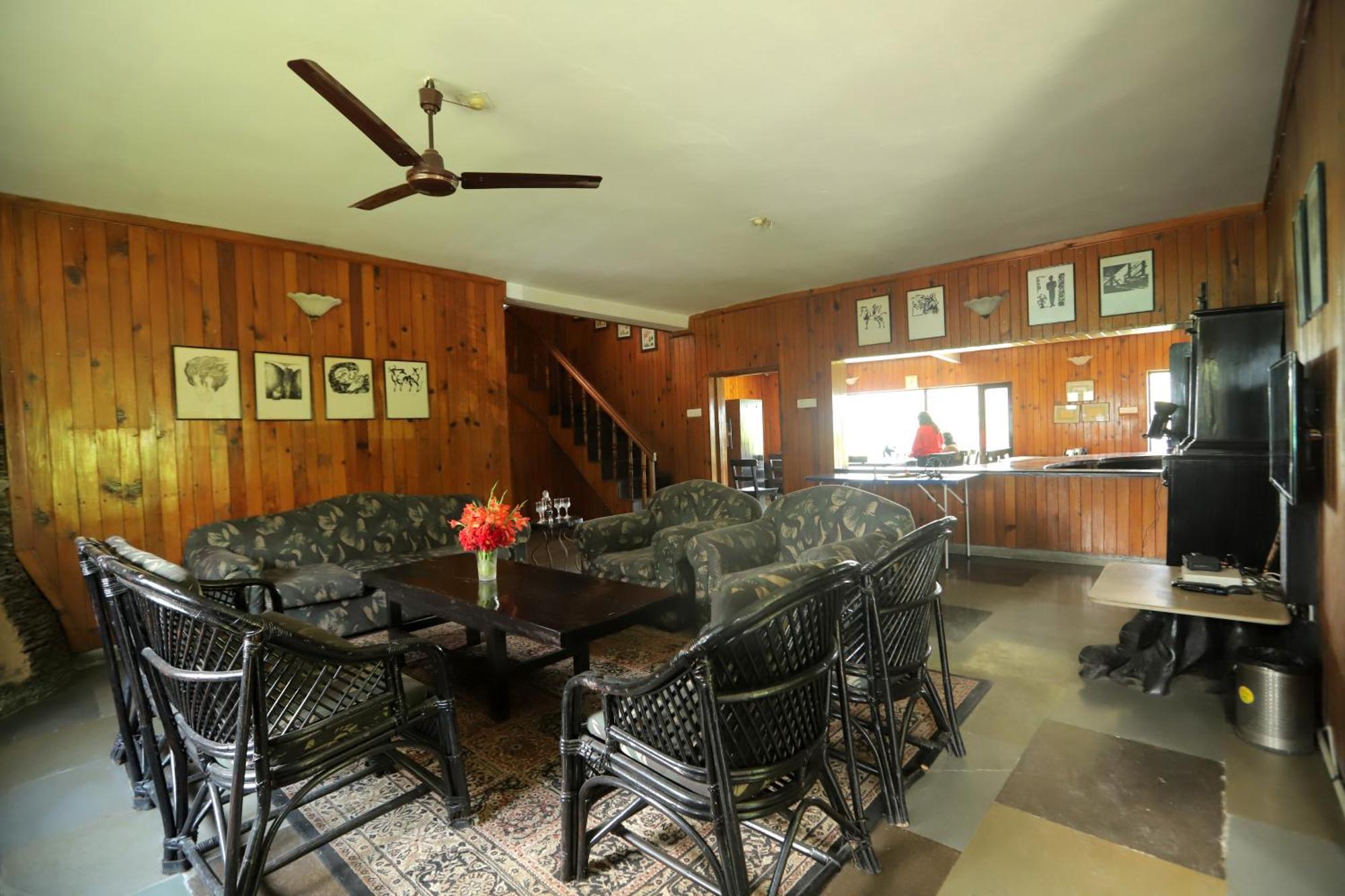 Cedar By Aahma Lodge Ramgarh (Uttarakhand)
