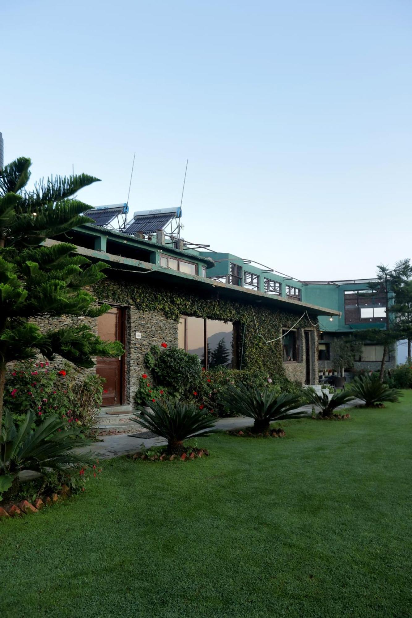 Cedar By Aahma Lodge Ramgarh (Uttarakhand)