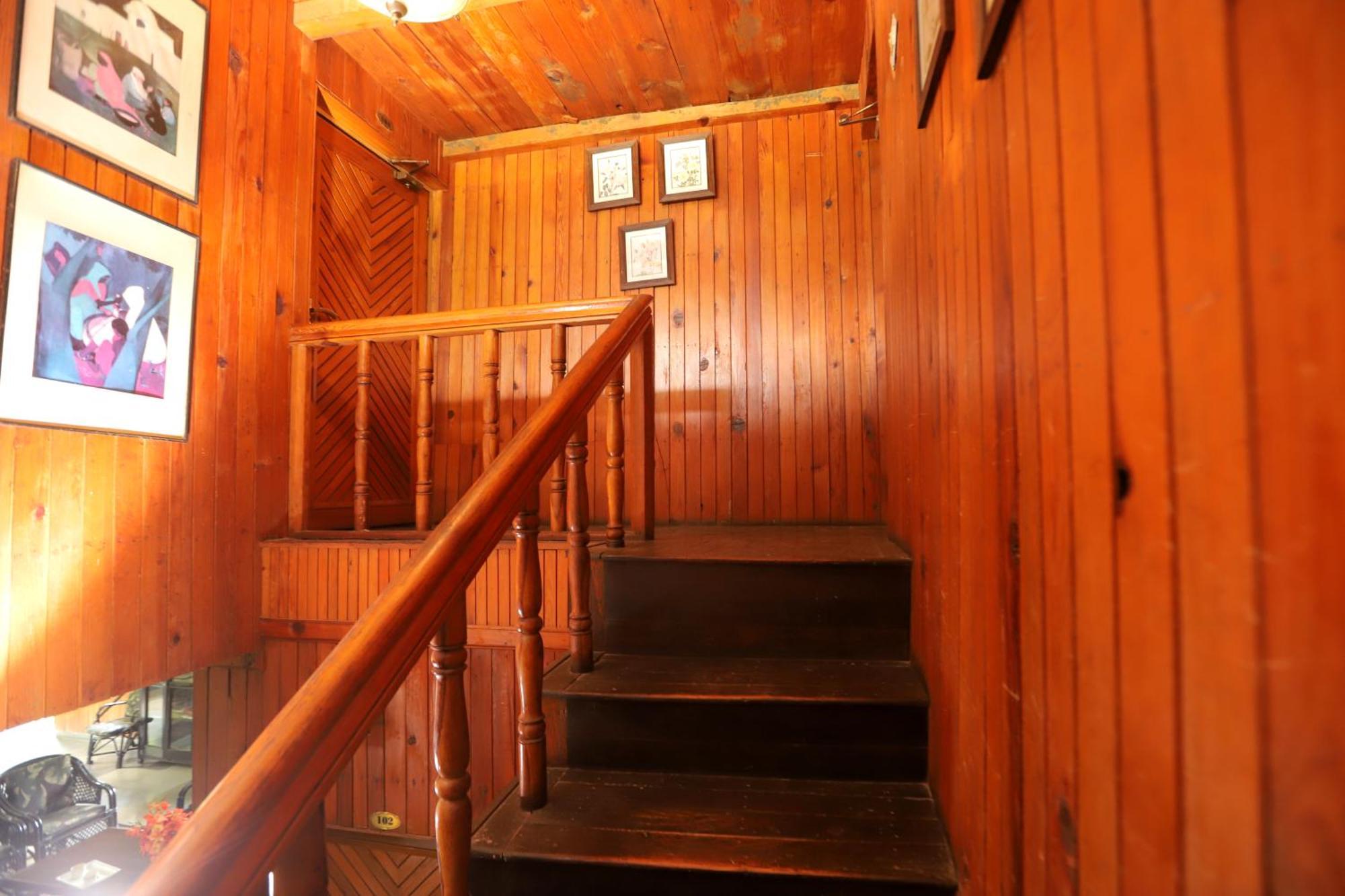 Lodge Cedar By Aahma *