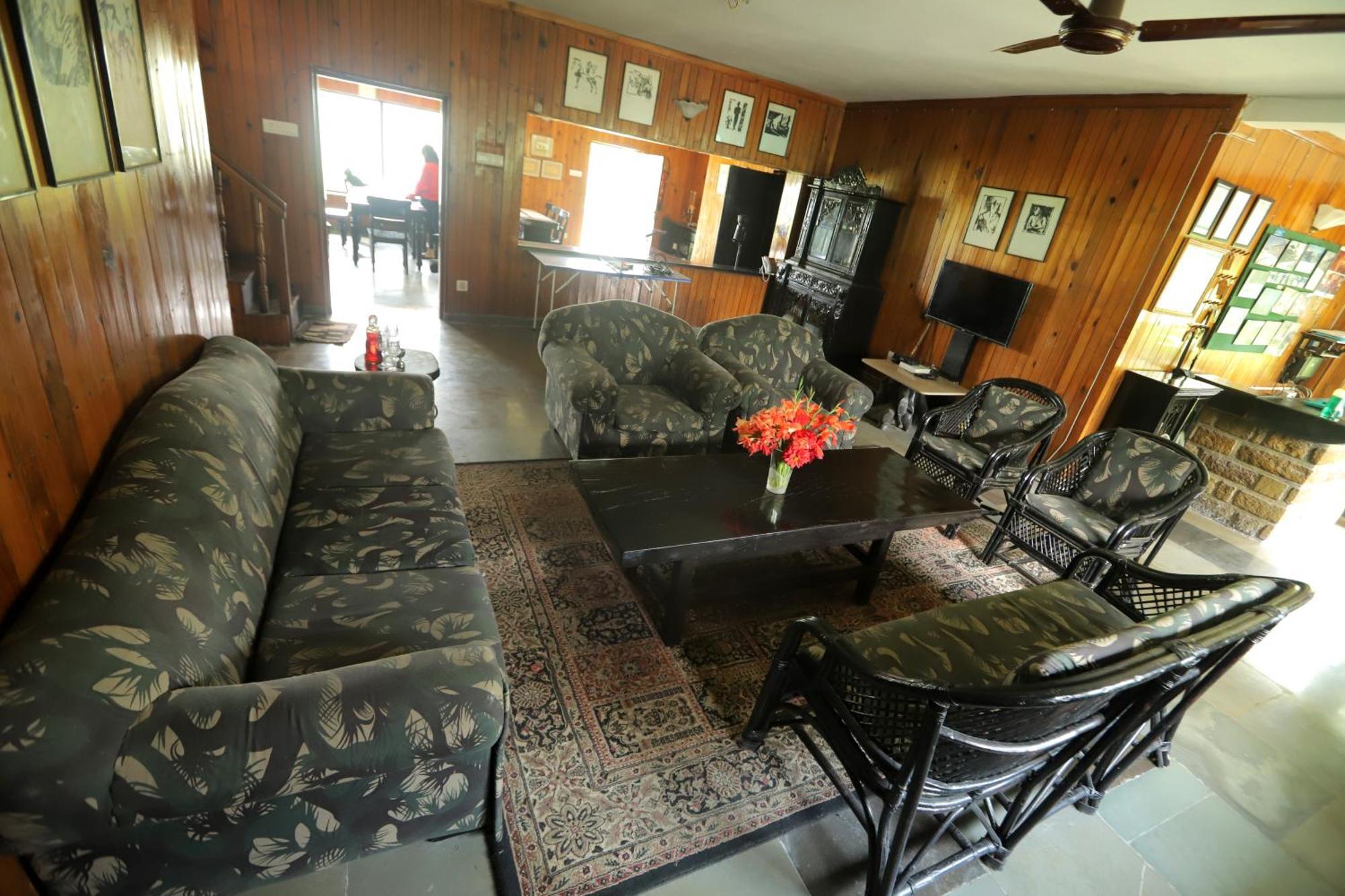 Cedar By Aahma Lodge Ramgarh (Uttarakhand)